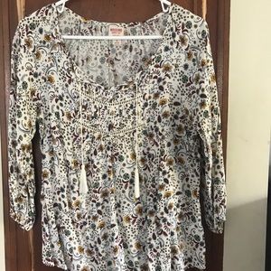 Floral long sleeve blouse